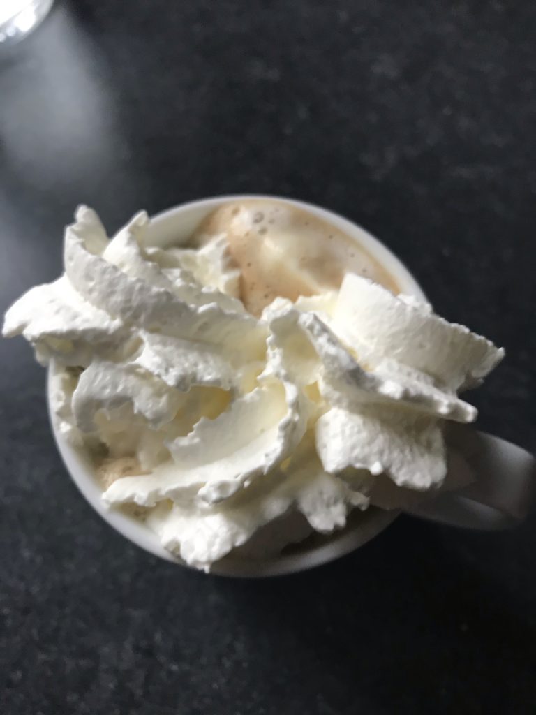 Crème chantilly, peu de glucides et quel goût:)